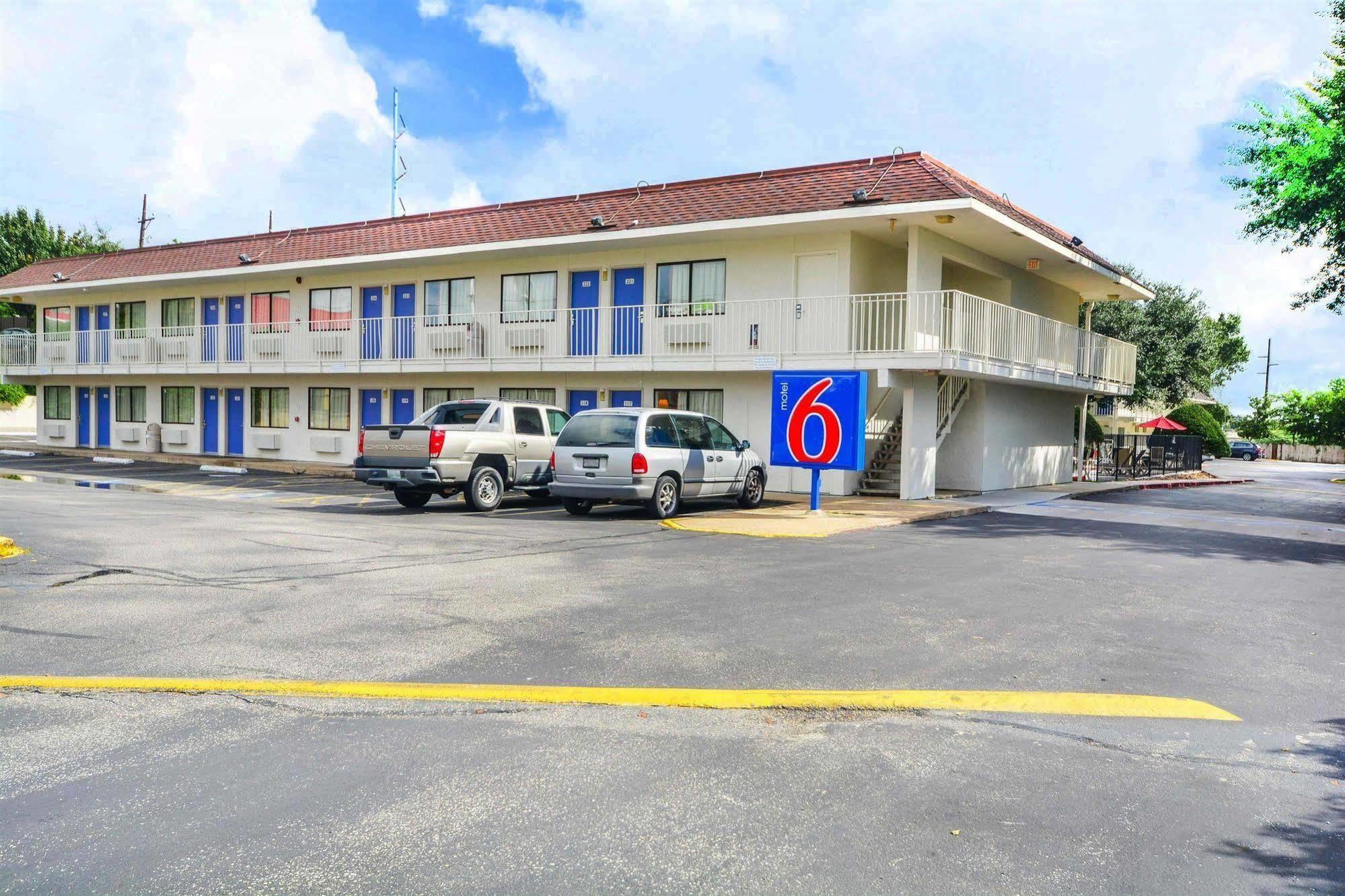 Motel 6-Huntsville, Tx Zewnętrze zdjęcie